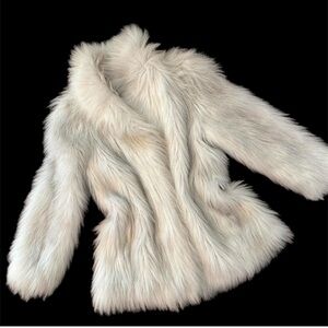 Elegant Cream Faux Fur Coat